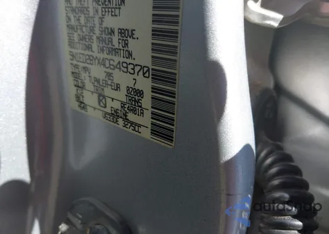 2004 Nissan Xterra Xe z USA, uszkodzony, nr VIN 5N1ED28YX4C649370